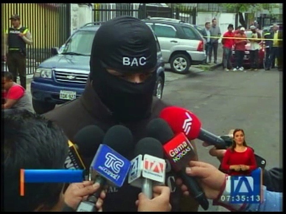 Detienen a una banda de sacapintas en Quito