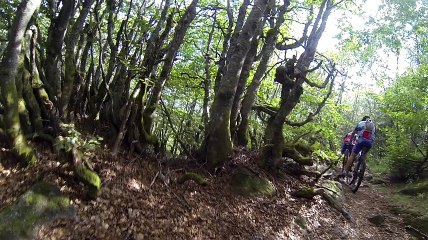 GOPR5070 2 samedi  Apm - single avec portage derrière cricri [DIVX 480p]