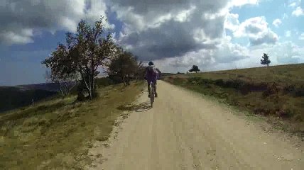 GOPR5184 2 samedi  Apm - laissez passer le TGV Mardie (Alain, Thierry, Christophe) [DIVX 480p]