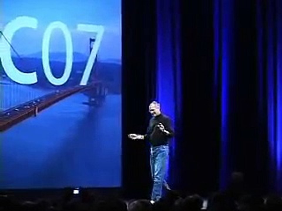 Apple spoof of Microsoft leaves audience in stitches