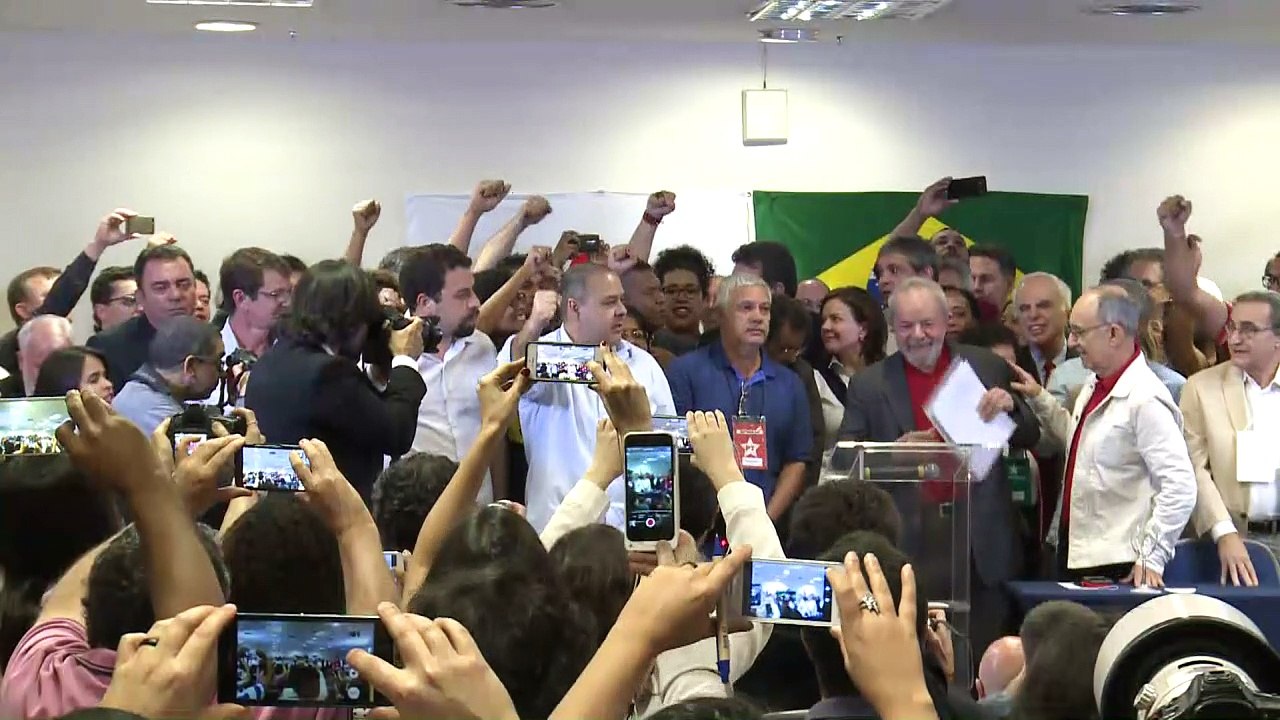 Lula: acusación de corrupción busca acabar con mi carrera