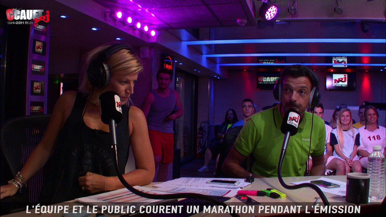 L'équipe et le public courent un marathon pendant l'émission - C'Cauet sur NRJ