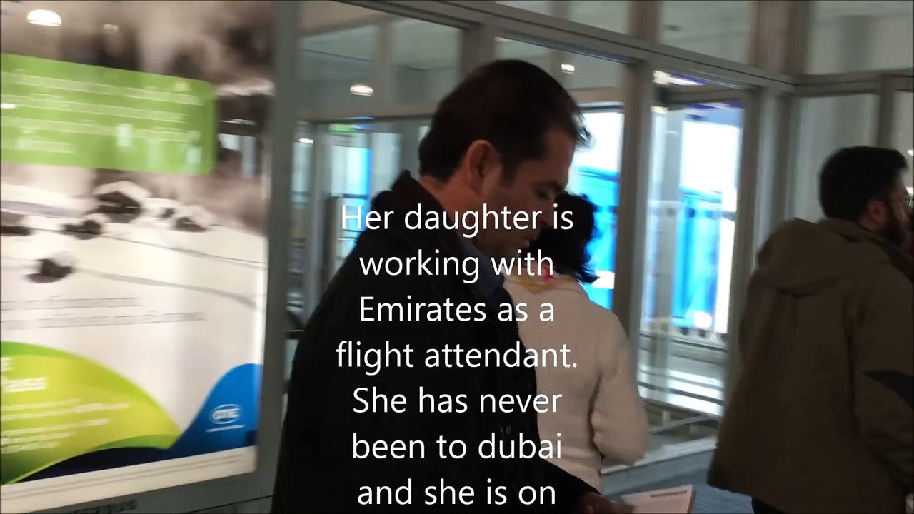 Emirates cabin crew surprises her mother on board