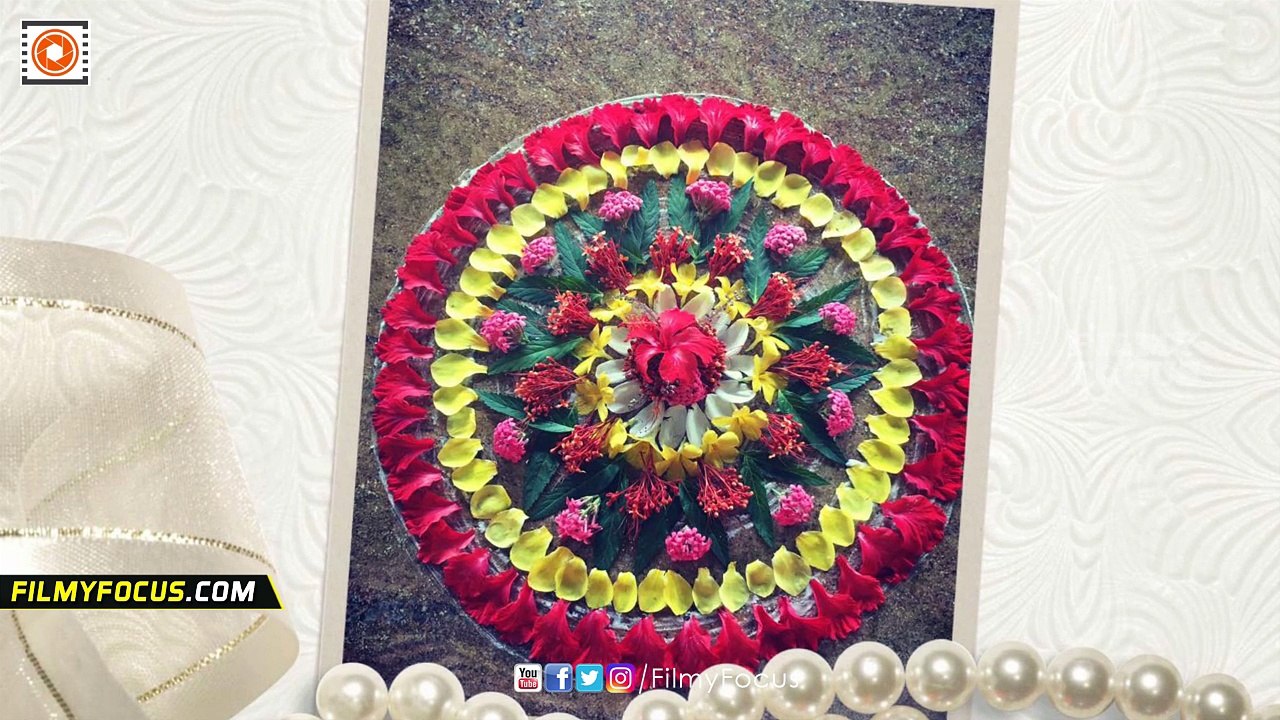 Celebrity Onam Celebration Stills 2016 - Filmyfocus.com