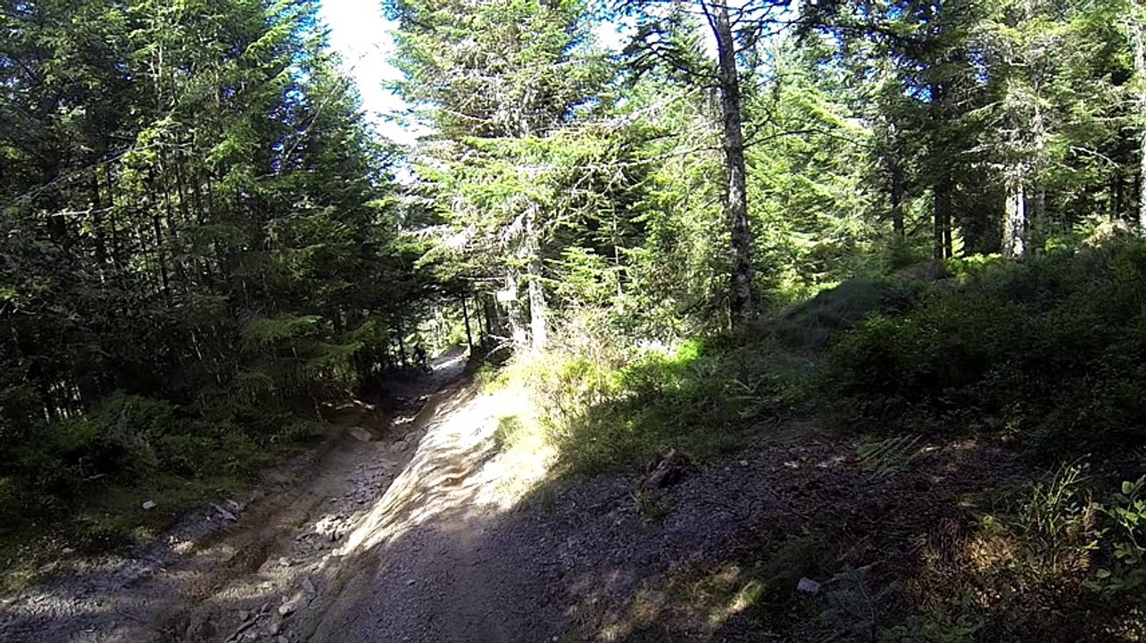 GOPR5347 4 dimanche  Apm - première partie de la descente dangeureuse [DIVX 480p]