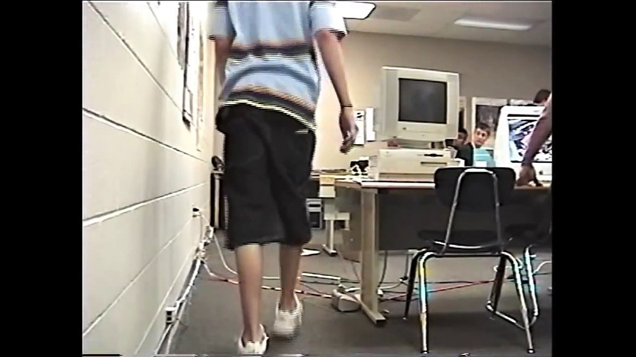 Teacher goes Crazy! Hilarious High School Prank
