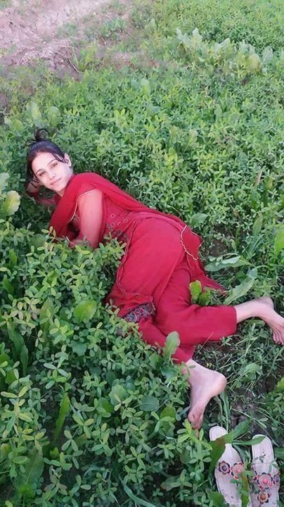 ‫کیا زبردست ویڈیو ہے۔ صرف لڑکیاں دیکھیں کیا سب لڑکیا ں ایک جیسی ہوتی ہیں‬