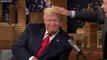 Donald Trump se fait décoiffer par Jimmy Fallon dans le Tonight Show