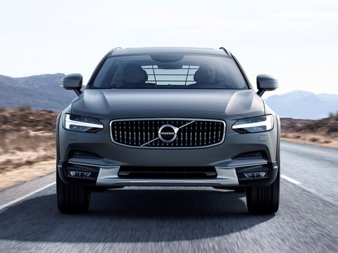 Volvo V90 Cross Country : taillé pour l’aventure