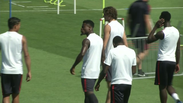 Foot - L1 - PSG : Paris joue mieux mais doit gagner à Caen