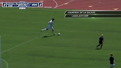 Robbie Keane y Steven Gerrard se divierten jugando con los más pequeños del LA Galaxy