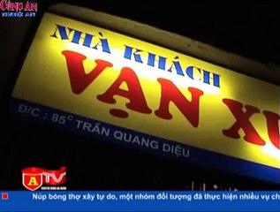 Bắt nhóm 9x 'đập đá' trong nhà nghỉ