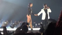 Beyoncé interrompt son concert pour une superbe demande en mariage