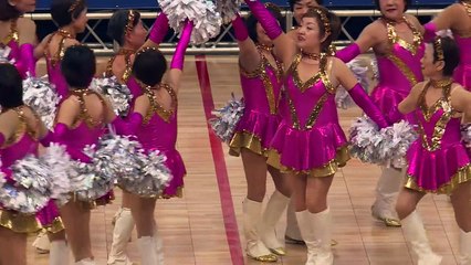 Jung geblieben: Japans Omas sind Cheerleader-Stars