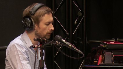 "To the rescue" par The Divine Comedy en live dans "Le Nouveau rendez-vous"