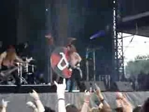 Amon Amarth-death in fire Hellfest 2007