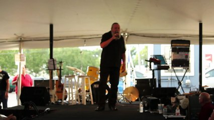 Neil Tate sings 'Edge Of Reality' Elvis Week 2016