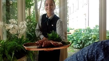 Michel Guérard présente son "Canard déchaîné", recette créée pour le concours Les Toqués du canard