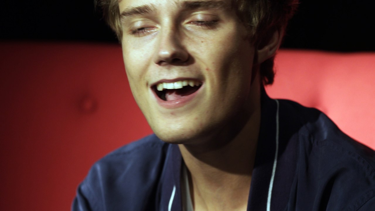 DJ Snake ft. Justin Bieber - Let Me Love You - (Cover by MatHood) - Covers France