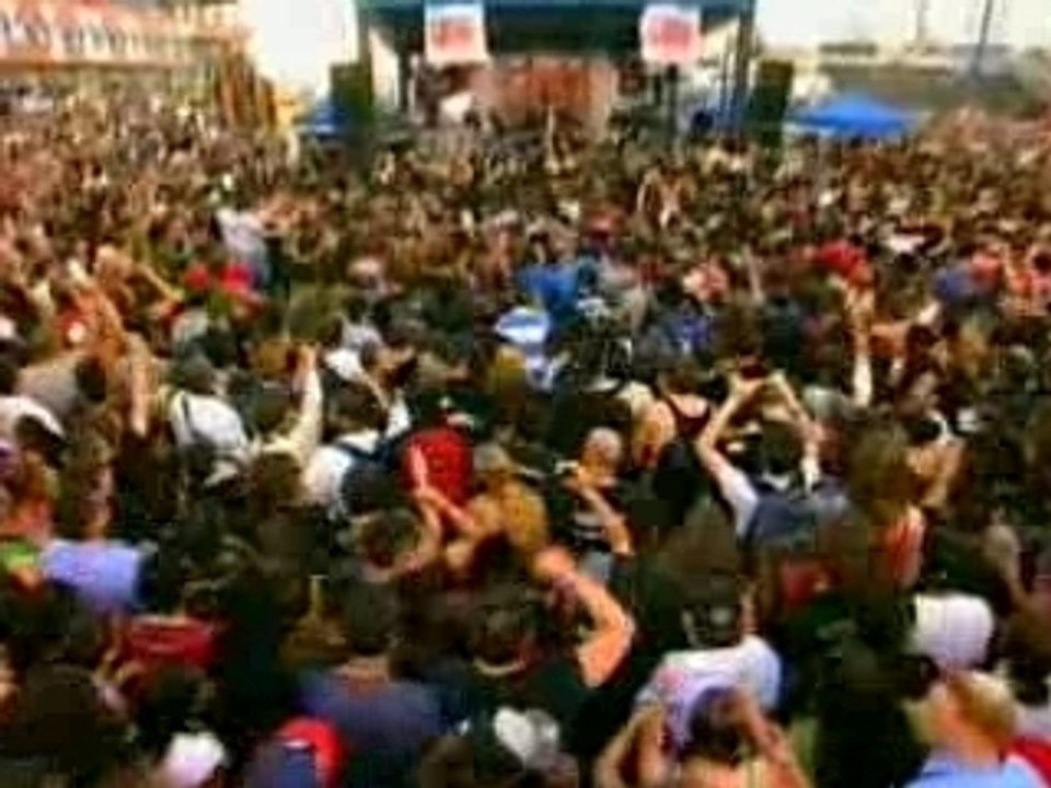 08. Blind (Free NYC concert)