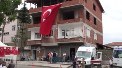 Şehit Uzman Çavuş Adem Akatay'ın Baba Evinde Yas Var