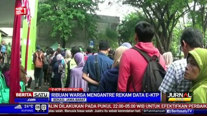 Suasana Antrean Panjang Perekaman Data e-KTP di Berbagai Daerah