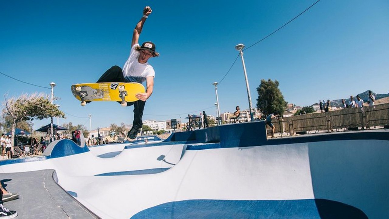 Robin Bolian Tears Apart the Legendary Bowl du Prado | Red Bull Bowl Rippers 2016