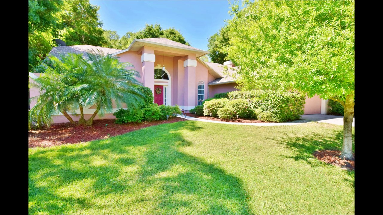HOME FOR SALE IN PRESTIGIOUS MERRITT ISLAND NEIGHBORHOOD! Offered by PITTNER REAL ESTATE