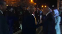 Başbakan Yıldırım, AK Parti Erzurum İl Başkanlığı'nı Ziyaret Etti