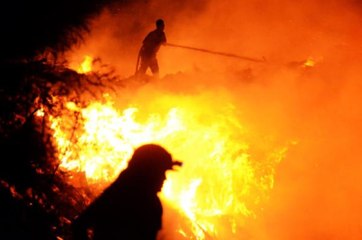 Bodrum'da Çöplükte Patlama Sonucu Başlayan Yangın Söndürüldü