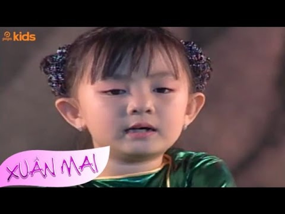 Jingle Bells Rock - Xuân Mai [Official]