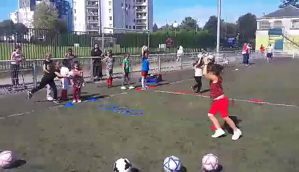 Que du bonheur..... voila pourquoi j'aime le foot féminin......elles sont géniales