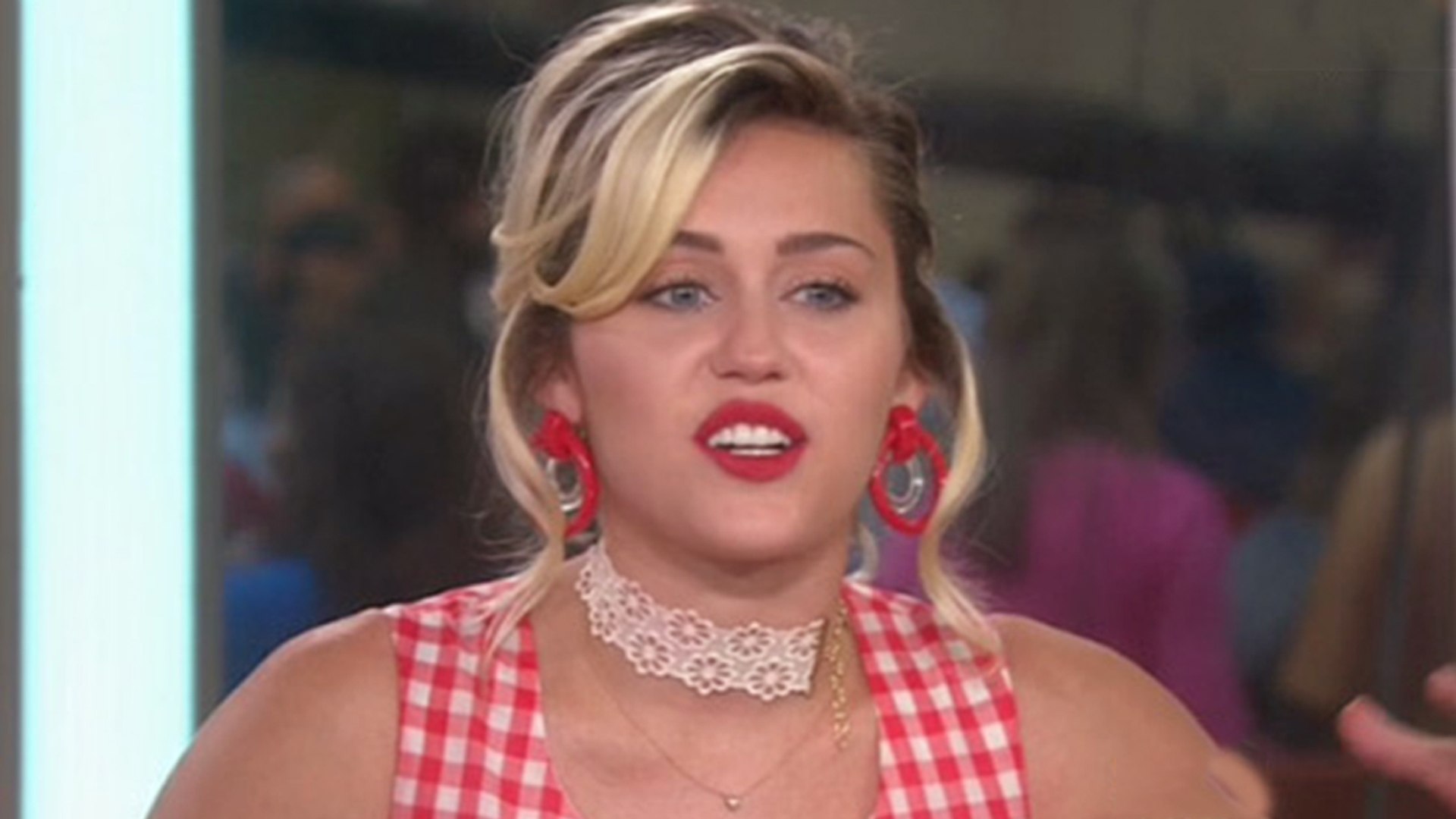 Miley Cyrus Says ‘F***’ On Live Television