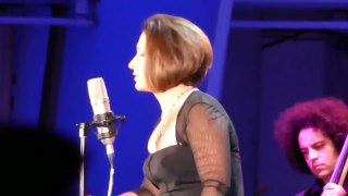 GLORIA ESTEFAN Don t Wanna Lose You Live At The Hollywood Bowl Friday 25th July 2014