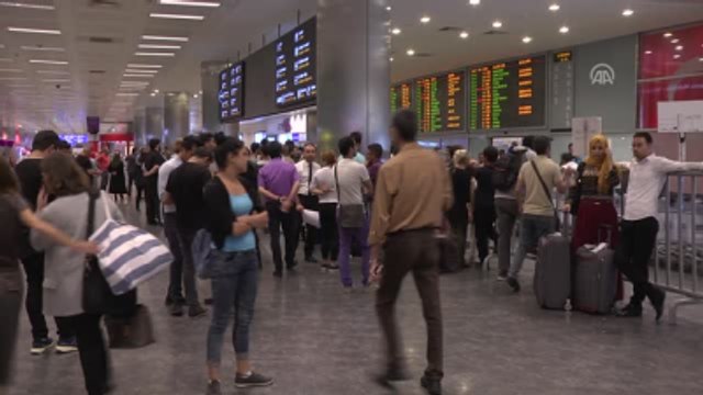 İlk Hac Kafilesi Yurda Döndü