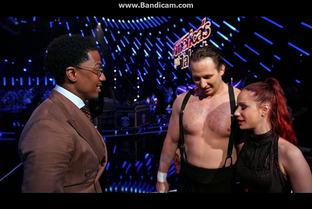 42 - 4 - End Acrobats