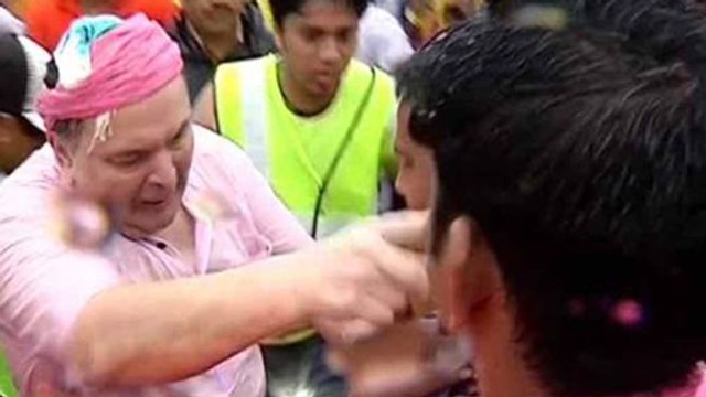 Journalist SLAPS Rishi Kapoor With Open Letter