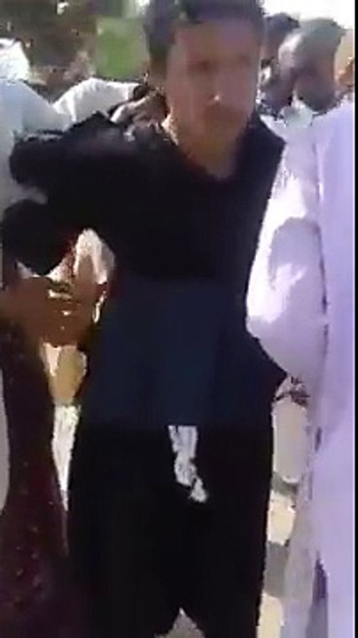 People  Caught Suicide Bomber In Bomber