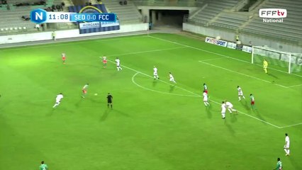 Contre sedannais, conclu par une barre transversale