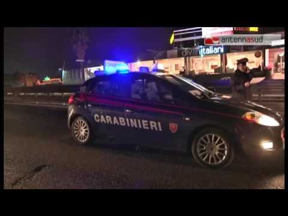 16.09.2016 Incidente stradale a Massafra  Scoppia pneumatico, camion finisce contro 4 auto