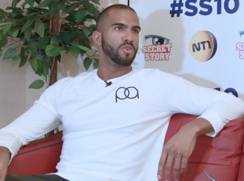 Exclu Vidéo : En Toute Intimité : Pierre (Secret Story 10) : Quand j'avais besoin d'affection, j'allais vers Mélanie !