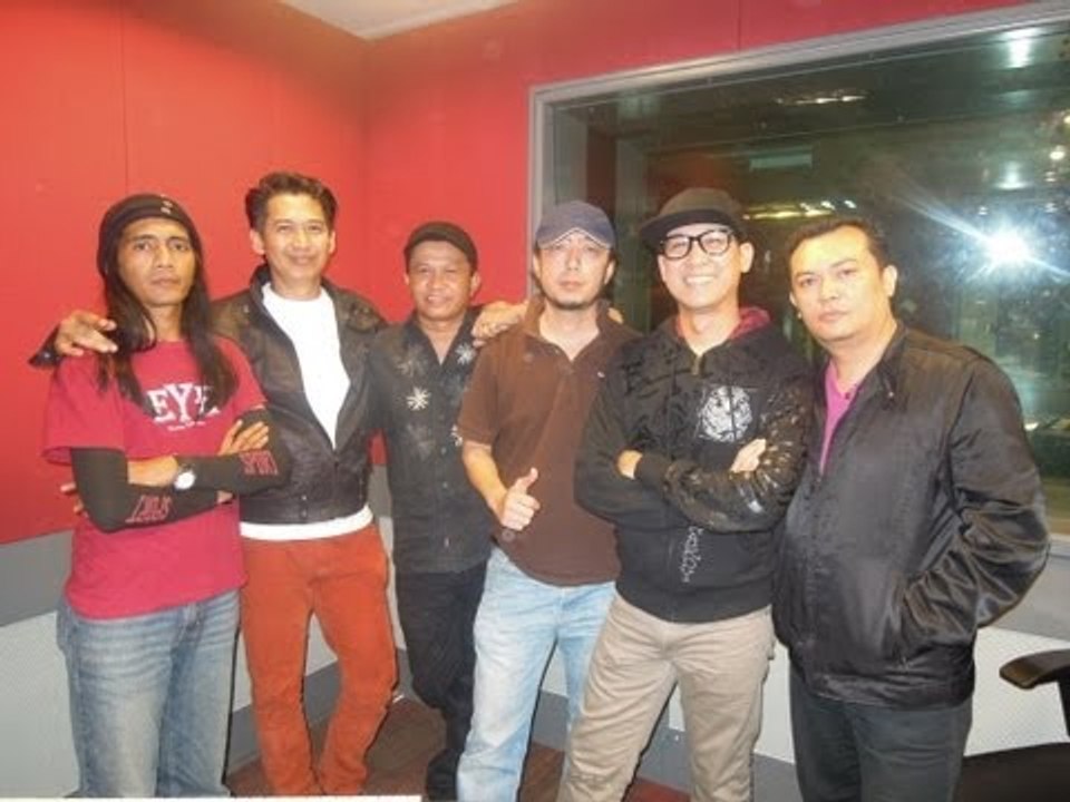 Penyesalan - ZARUL UMBRELLA & UKAYS