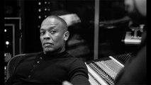 Dr. Dre - World Tour With Snoop Dogg (Freestyle on The Pharmacy)