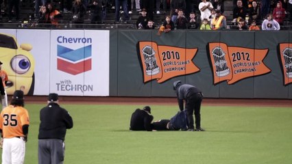 Fan Rushes Field, Gets Tackled by Security at Giants Game