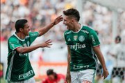 Palmeiras vence o Corinthians em Itaquera e garante a liderança