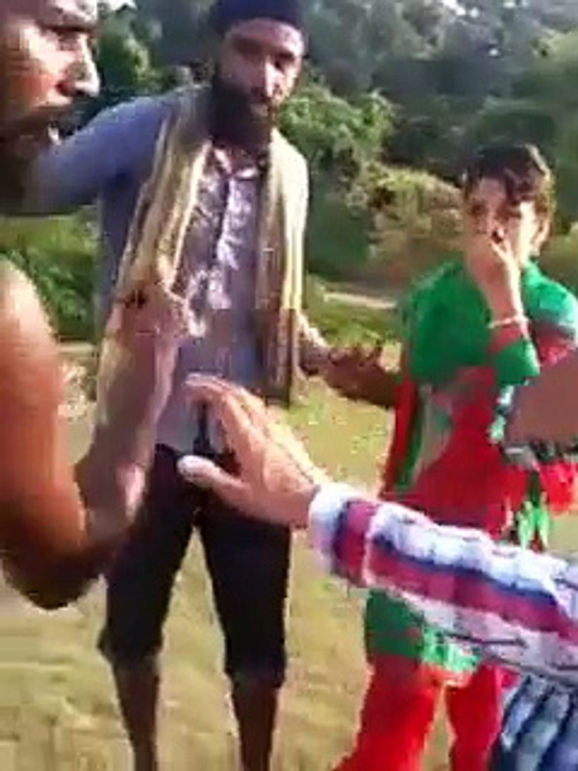 Punjabi Girl Caught having 5EX Outdoor with 2 Men