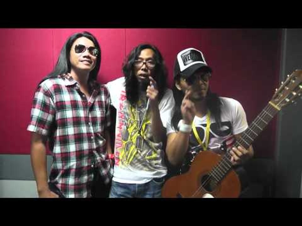 Carta Hits Gegar bersama AXL's