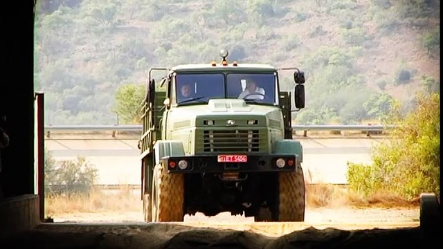 KrAZ military truck trial in africa (Испытания КрАЗа в Африке)