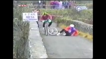 Top 10 Funny Cycling Moments-pgGQIhJdd_8