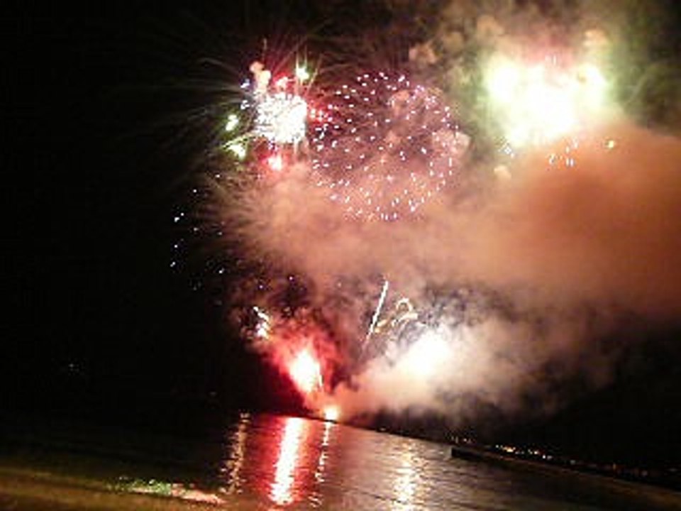 FETE PLAGE DU MOURILLON FEU D ARTIFICE DU 11 SEPTEMBRE 2016 PAR ROMY    P6800735